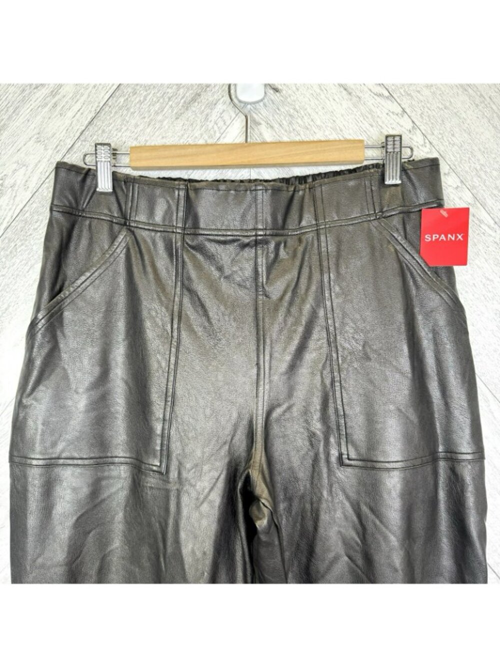 Spanx Faux Leather Like Jogger Pants Womens Size XL Black Pull On NWT NEW - Picture 2 of 7